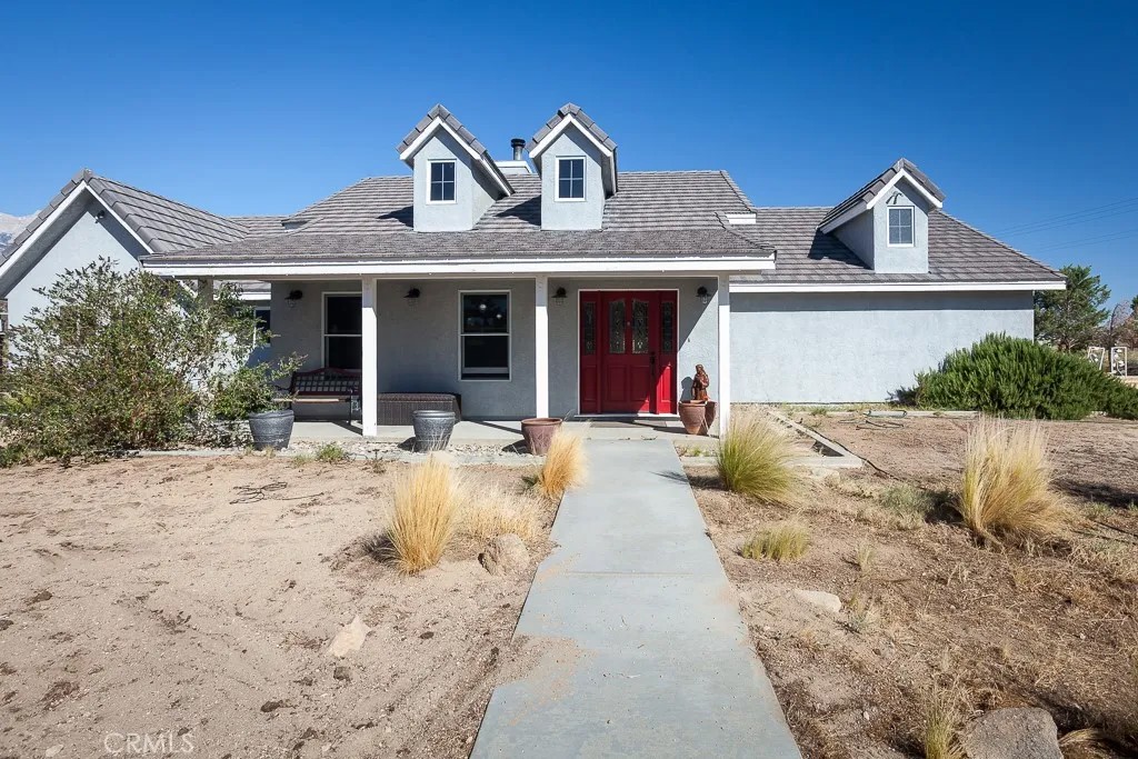 400 Dominy Drive