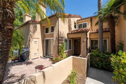 Photo of 71 Corsica Dr, Newport Beach, CA 92660 (MLS # OC26083358)