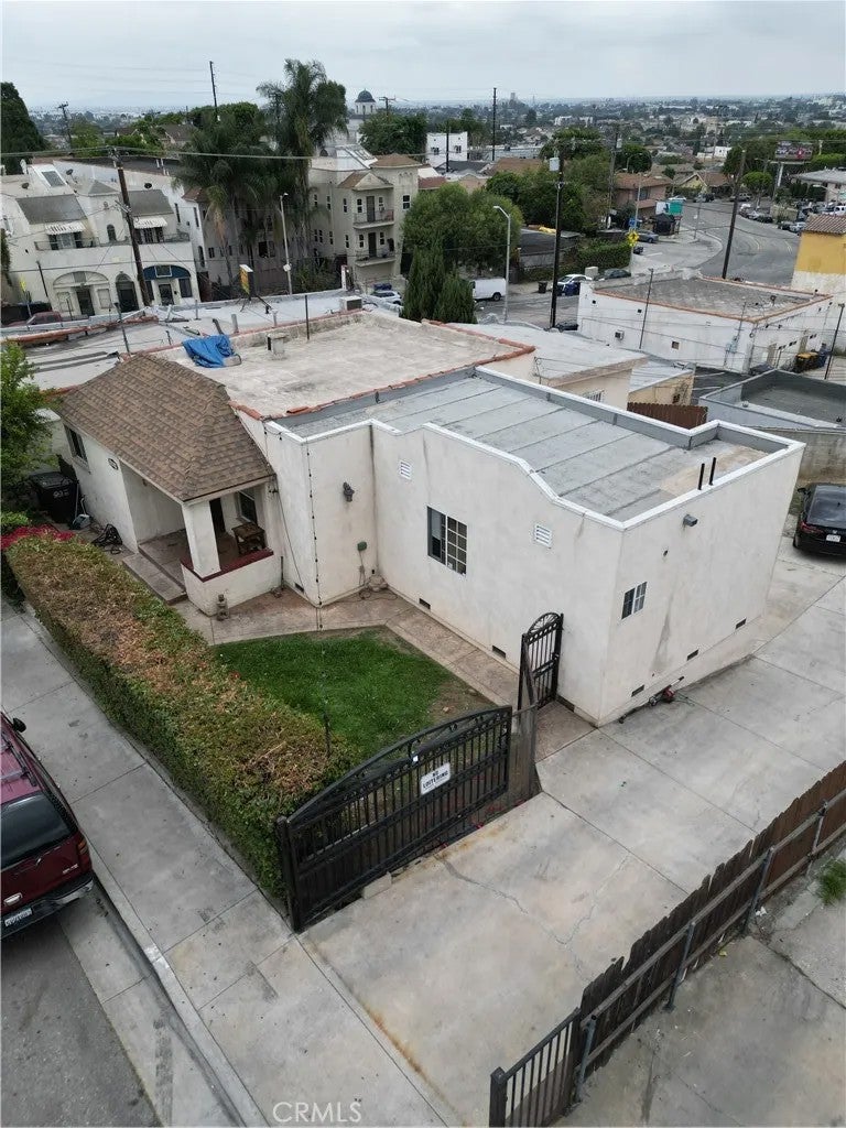 1059 N Hicks Ave