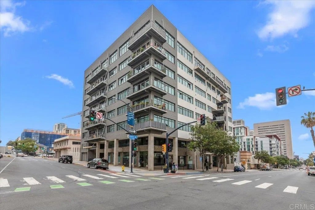 1551 4th Avenue 601