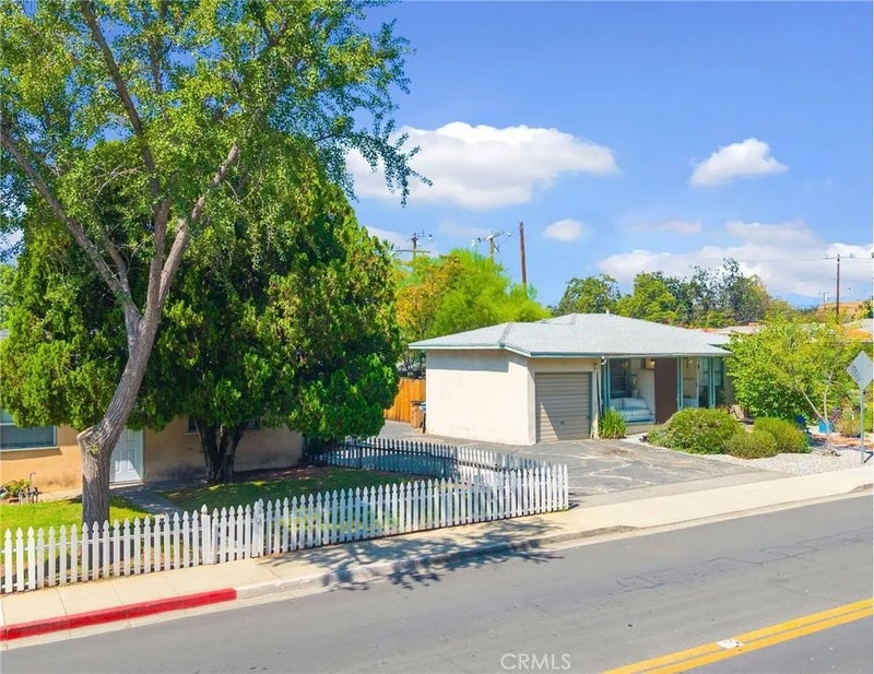 309 N Cambridge Avenue