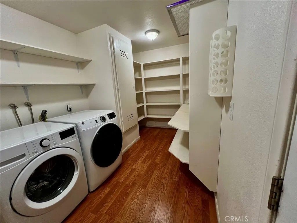 Photo of 14355 Bochee Road, Apple Valley, CA 92307 (MLS # HD26036858)