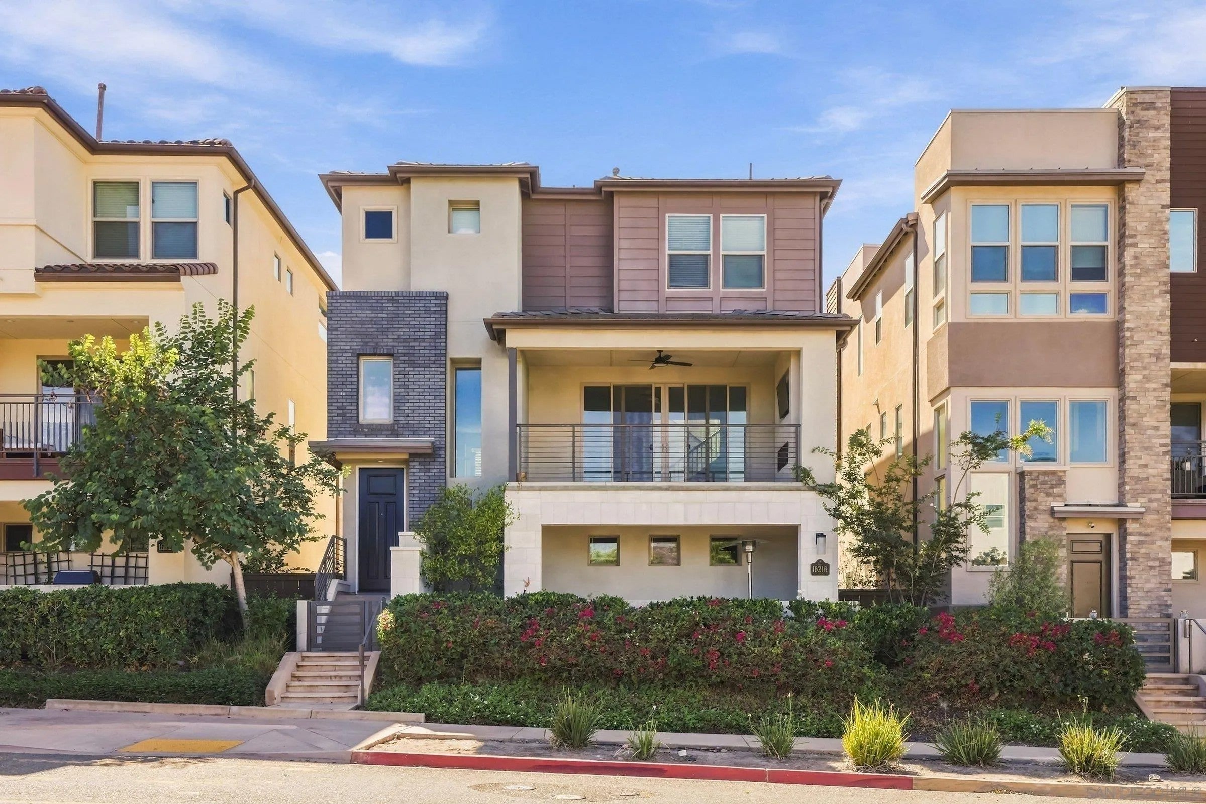 16218 Camden Cir