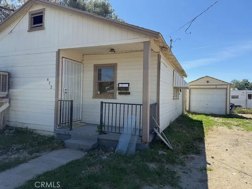 Photo of 672 E Tache Way, Coalinga, CA 93210 (MLS # MC26057025)