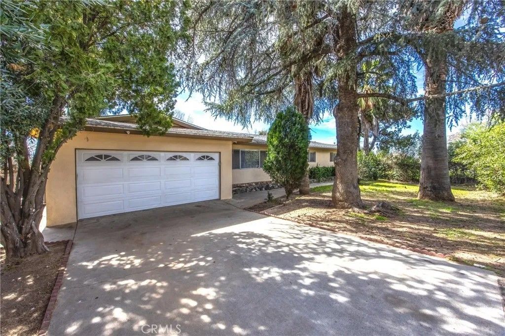 Photo of 38535 Vineland St, Cherry Valley, CA 92223 (MLS # IG26041921)