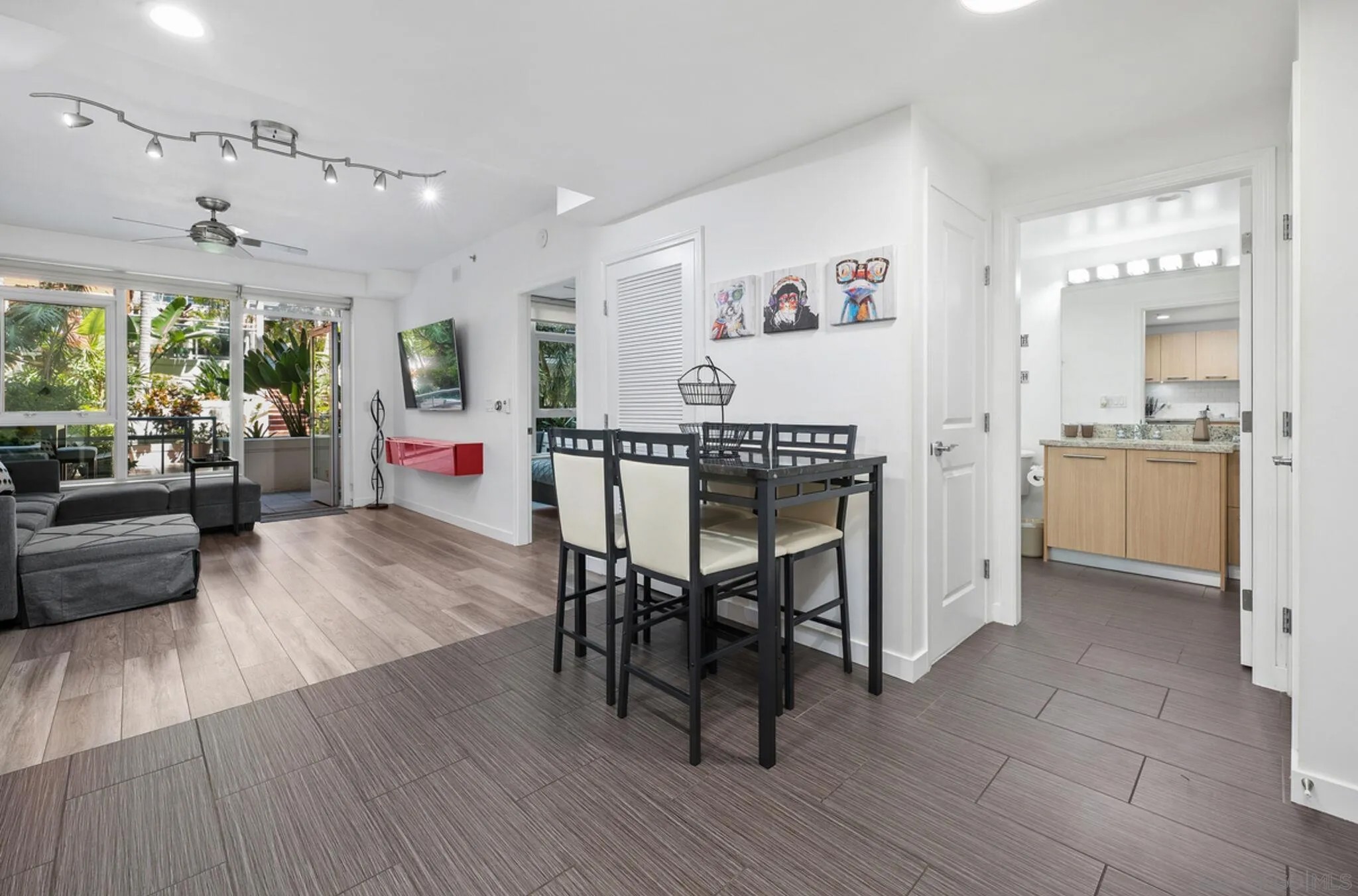 1431 Pacific Hwy 113