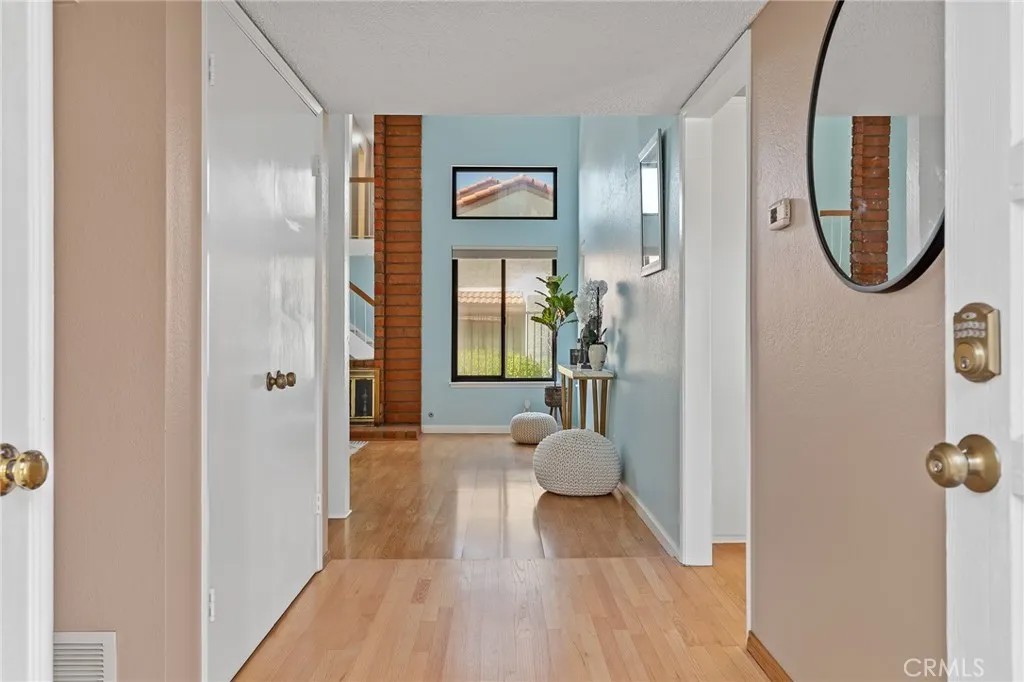 8391 Mapledale Lane