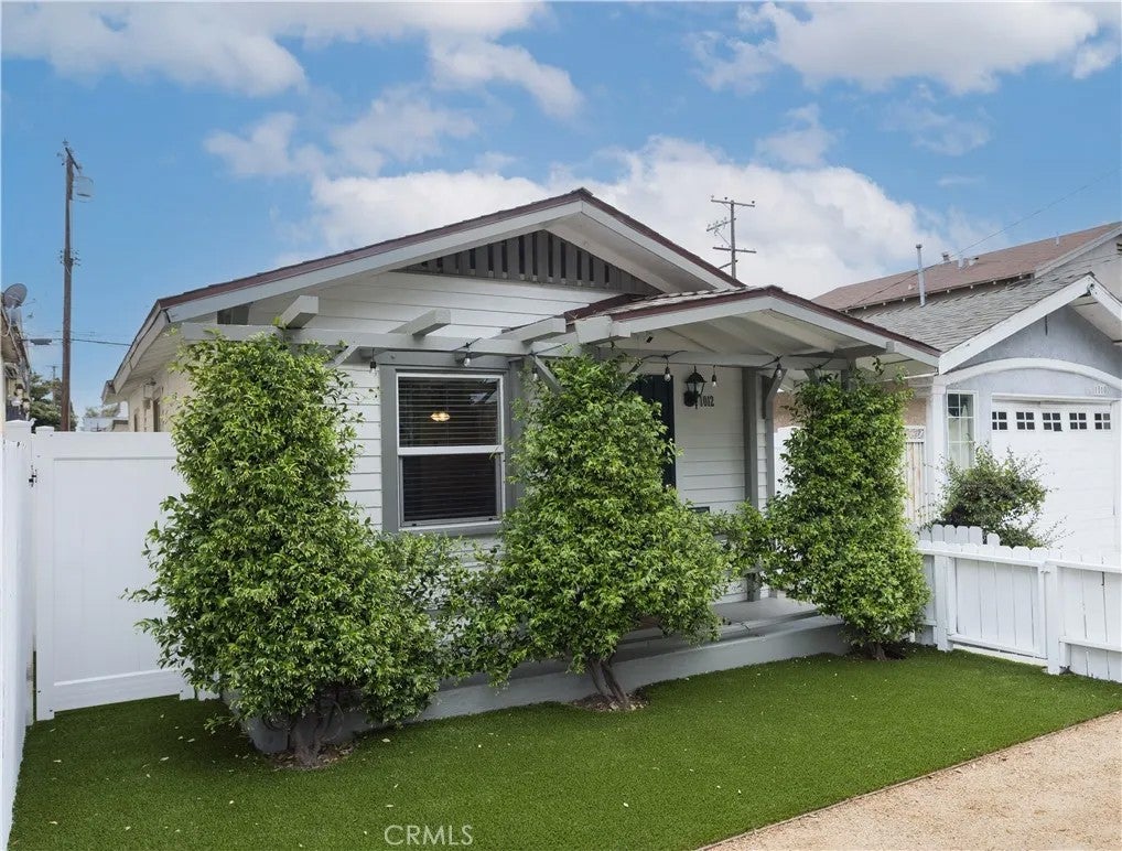 1012 Temple Ave