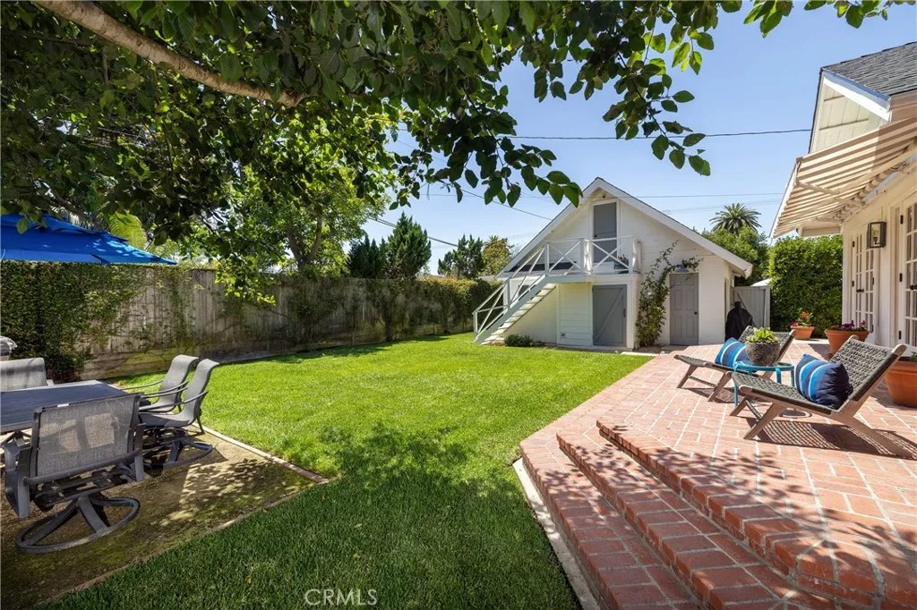 415 Walnut