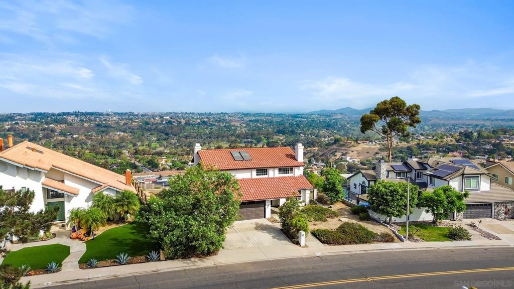 Photo of 363 Surrey Dr, Bonita, CA 91902 (MLS # 250039813)