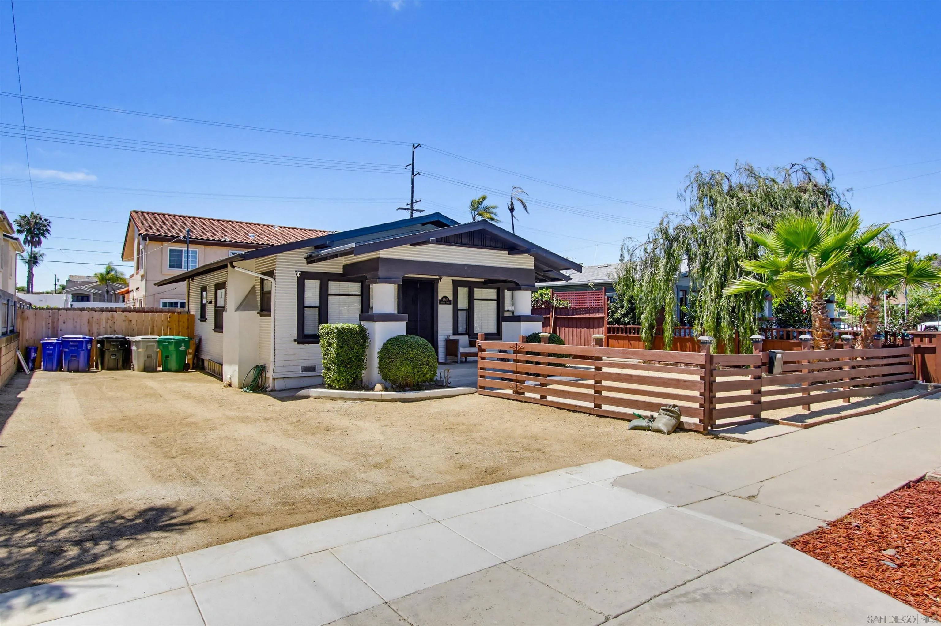 4486 Kansas St
