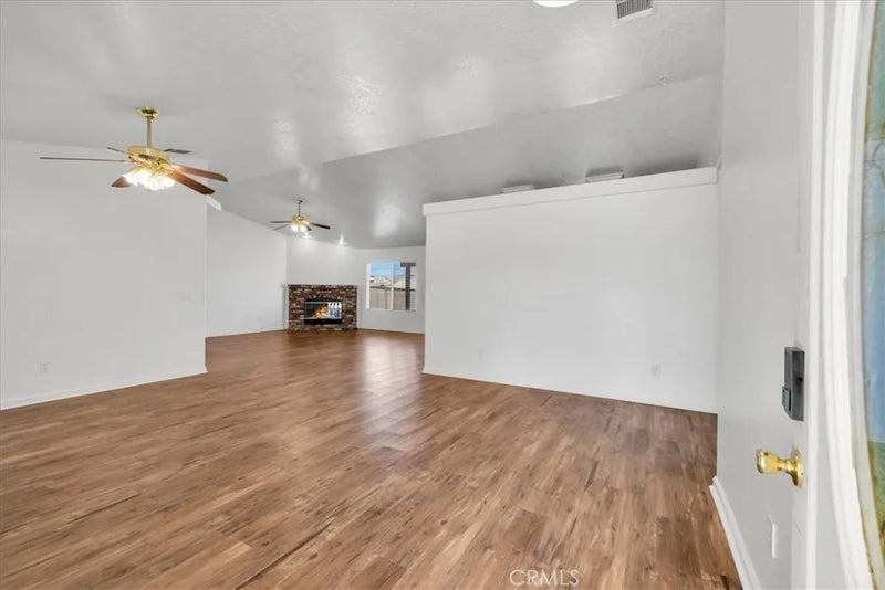 58318 Yucca Trail