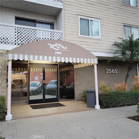 Photo of 3565 Linden Avenue #306, Long Beach, CA 90807 (MLS # TR26040415)