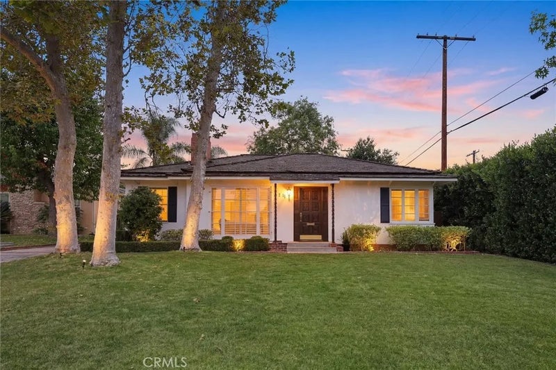1011 Portola Drive