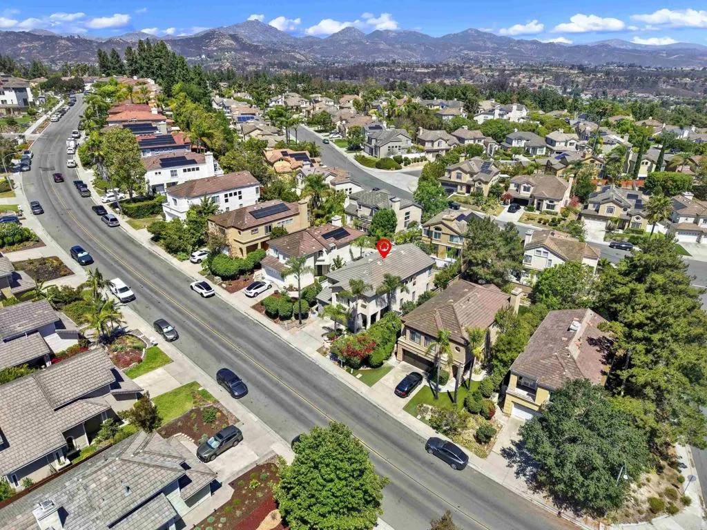 13925 Carmel Ridge Rd