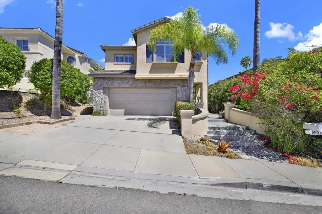 13925 Carmel Ridge Rd