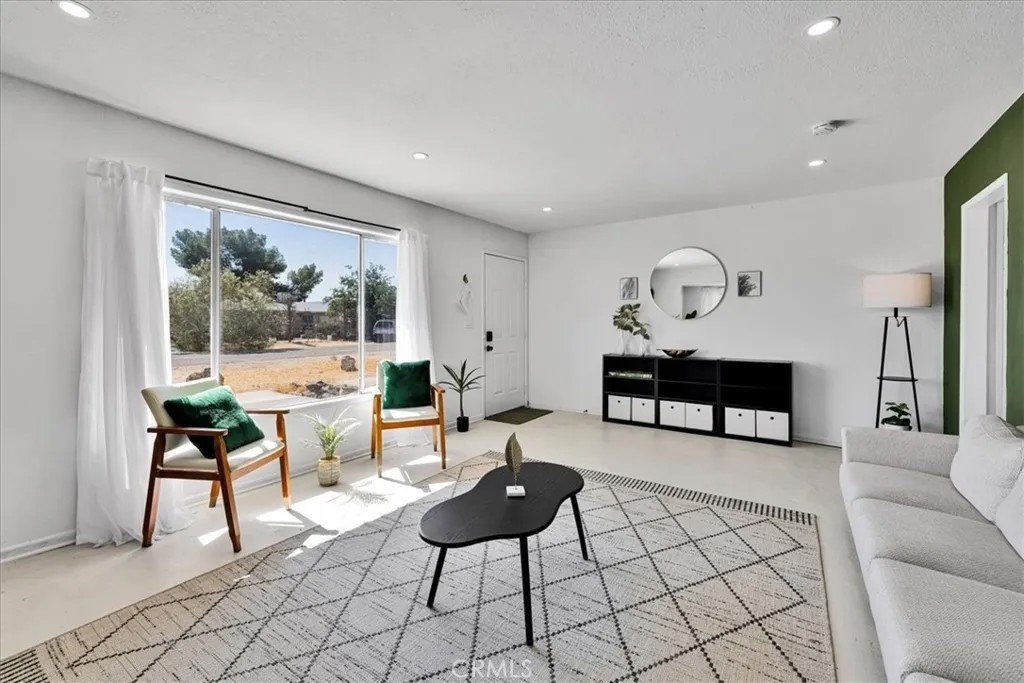 5050 1st East