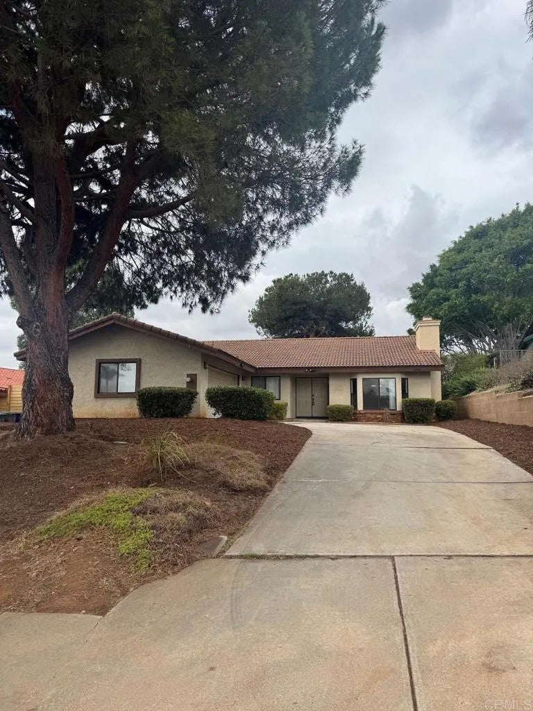 1906 Odell Circle