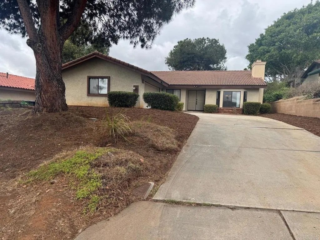 1906 Odell Circle