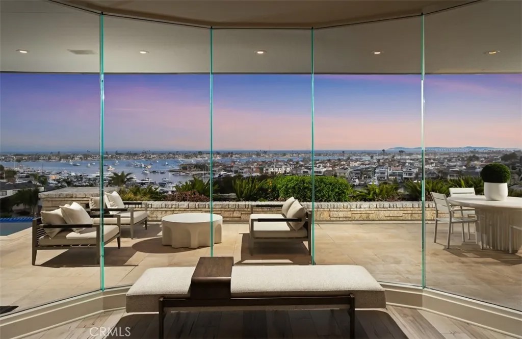 1535 Dolphin Terrace