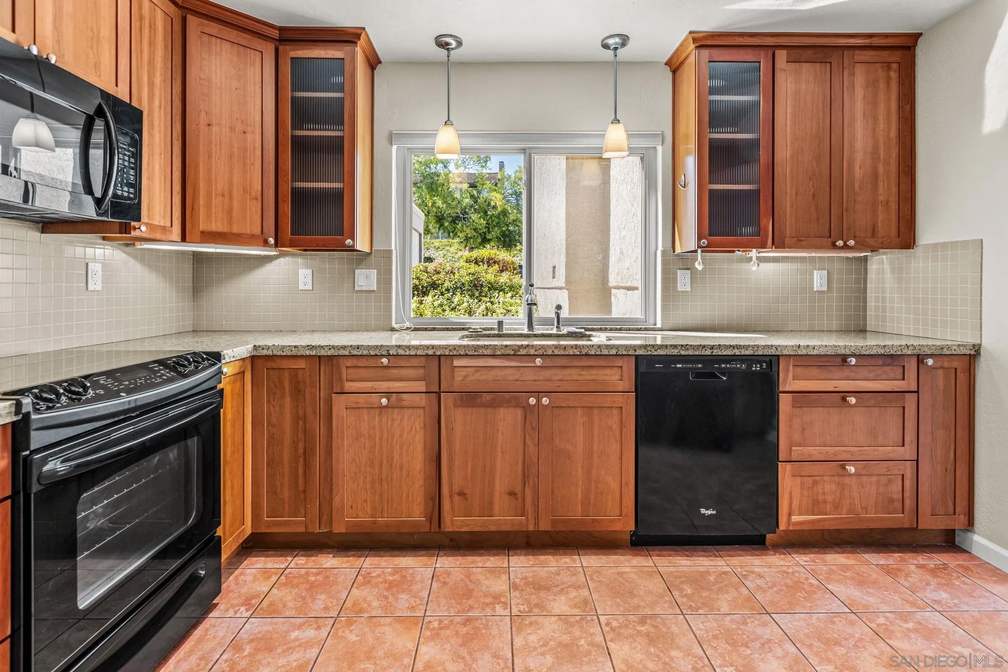 17461 Plaza Otonal