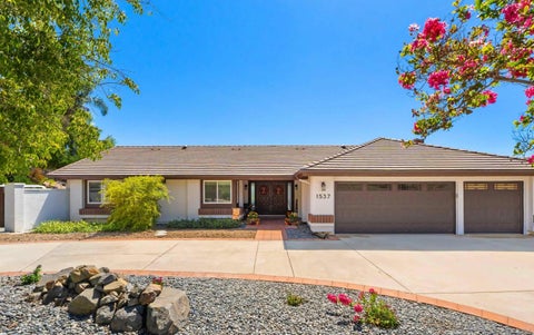 Photo of 1537 Winsome DR, Escondido, CA 92029 (MLS # 260021682)