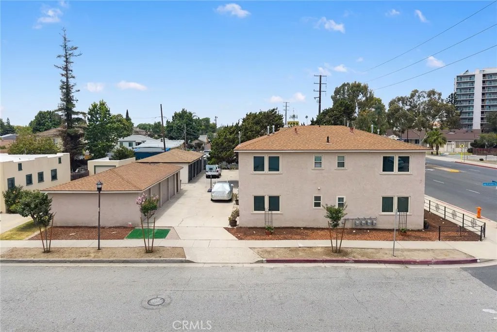 11944 Rosecrans Avenue