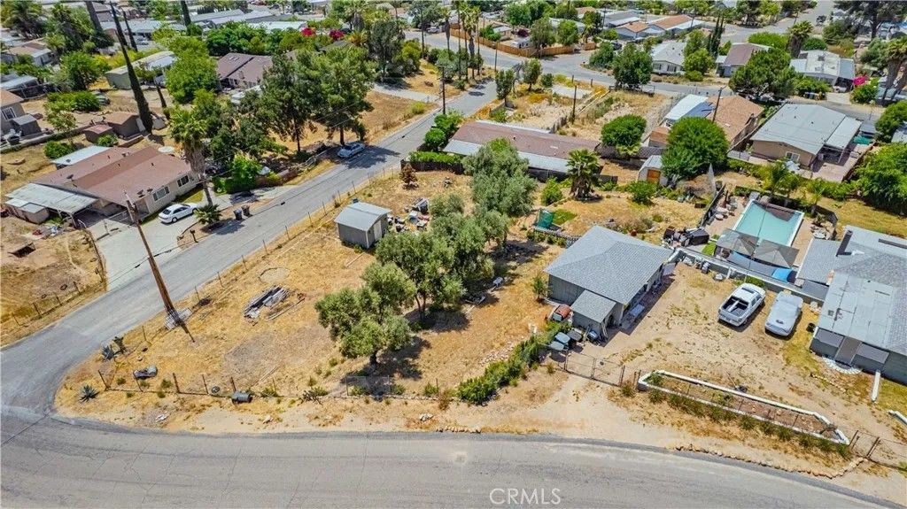 Photo of 5 Mesa Cir, Lake Elsinore, CA 92530 (MLS # SW25010640)