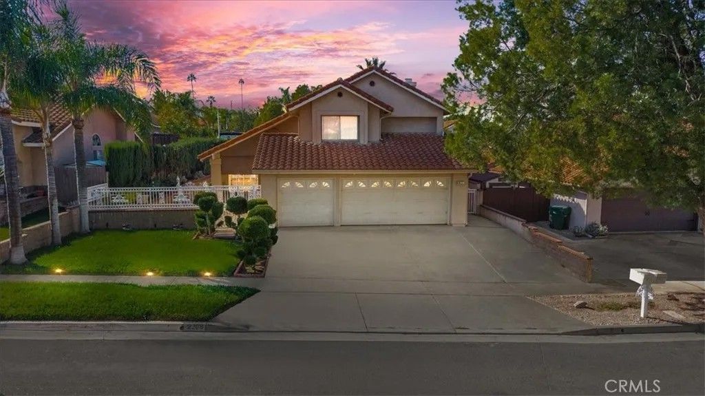 Photo of 2208 Coachman Circle, Corona, CA 92881 (MLS # CV25250987)