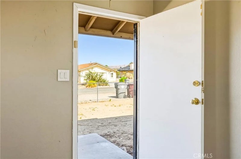 7004 49 Palms