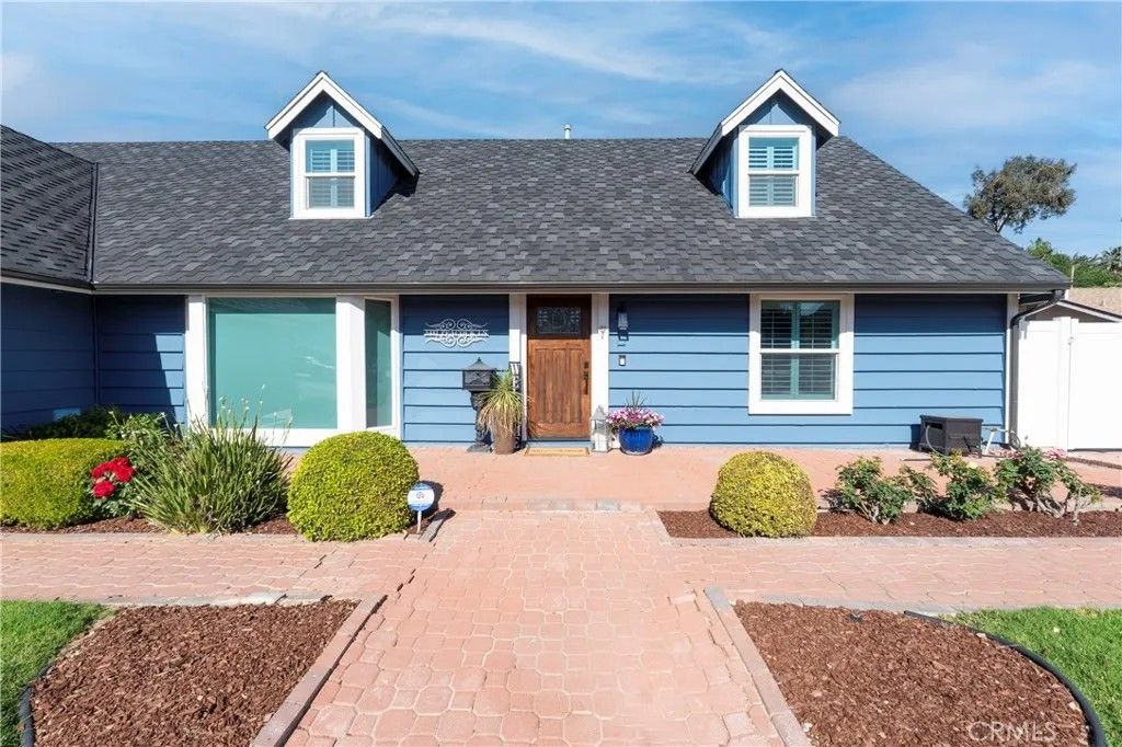 Photo of 5481 Peacock Ln, Riverside, CA 92505 (MLS # IG26063575)