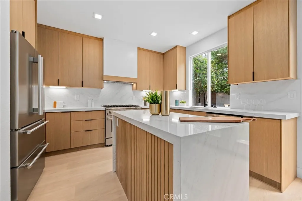 4207 Calle Mar De Ballenas
