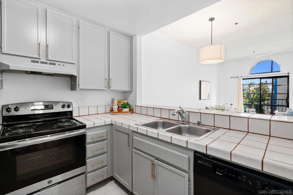 Photo of 5990 Dandridge Ln #198, San Diego, CA 92115 (MLS # 250043879)