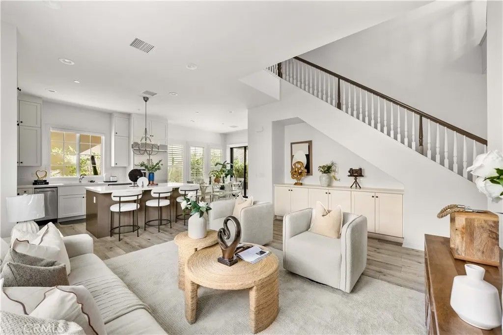 Photo of 20631 W Chestnut Cir, Porter Ranch, CA 91326 (MLS # OC26023276)