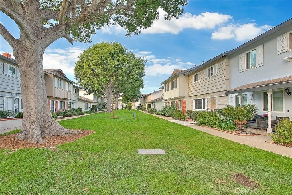 Photo of 19937 Sheffield Ln, Huntington Beach, CA 92646 (MLS # CV25266838)