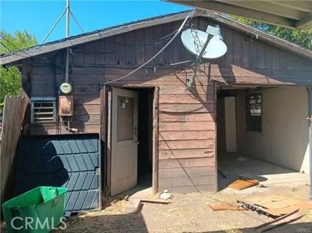 Photo of 12860 Second St, Clearlake Oaks, CA 95423 (MLS # LC26031809)