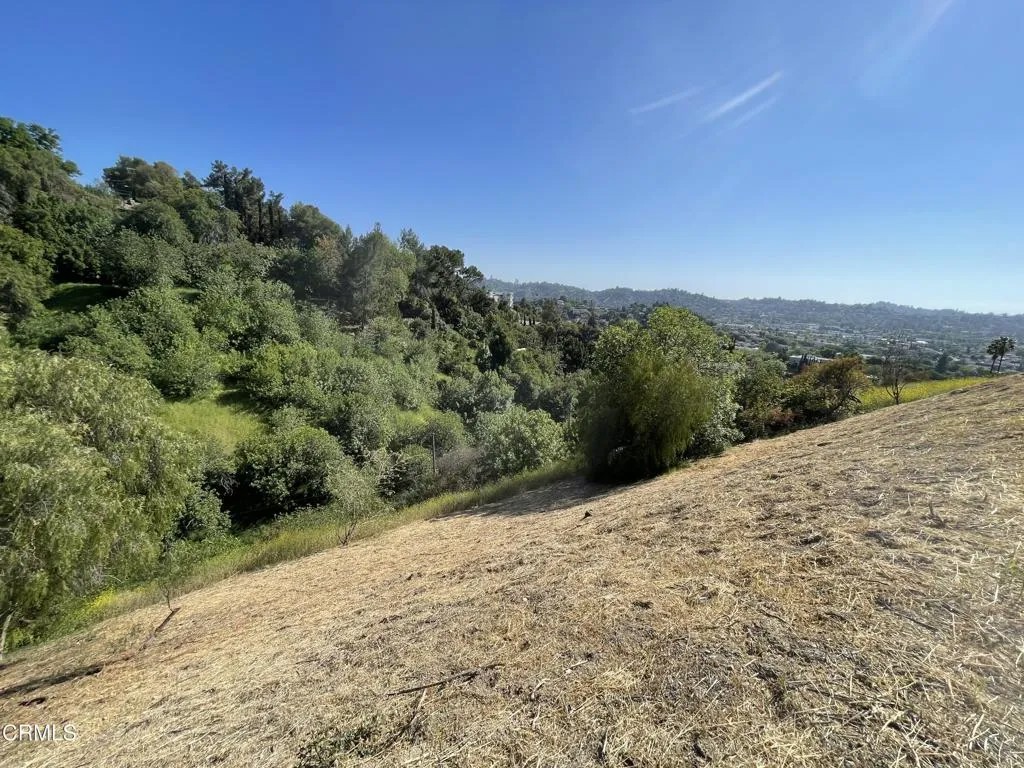 3612 N Paseo
