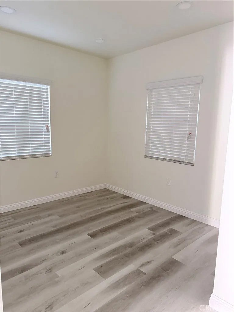 43 S Greenwood