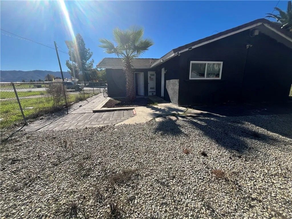 Photo of 16510 16510 Lakeshore Dr, Lake Elsinore, CA 92530 (MLS # IG25267231)