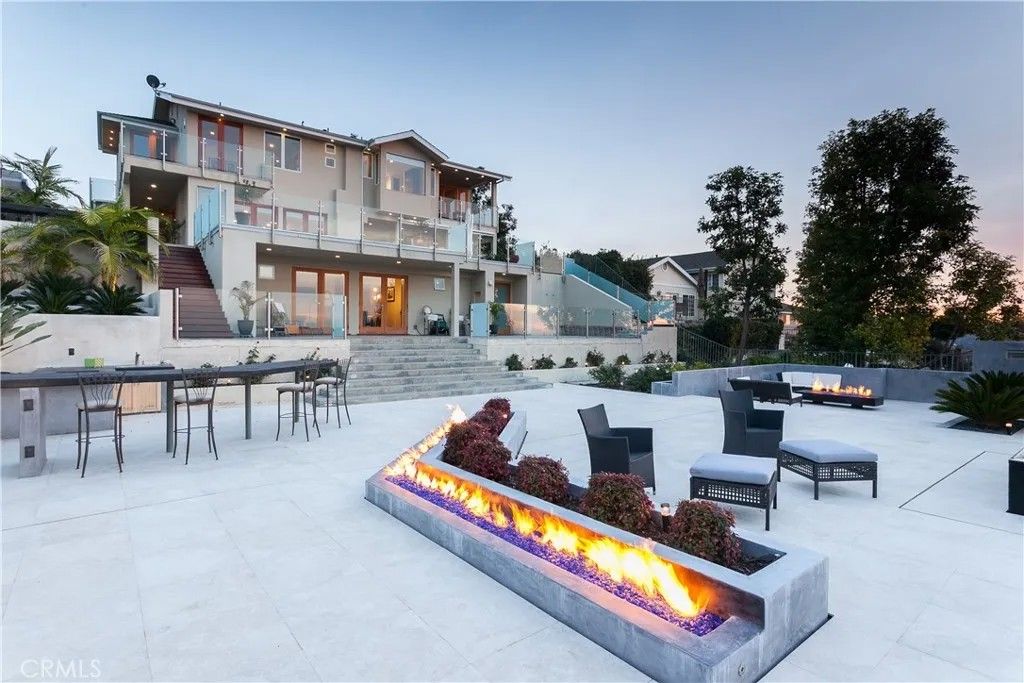 Photo of 19631 Crestknoll, Yorba Linda, CA 92886 (MLS # PW26078553)