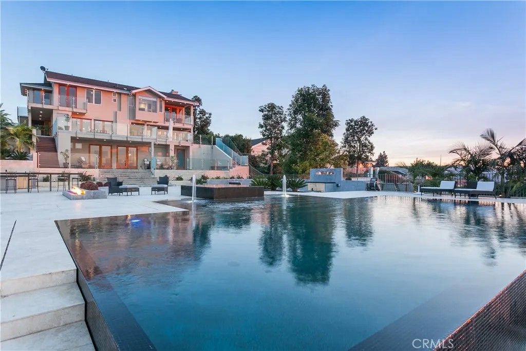 Photo of 19631 Crestknoll, Yorba Linda, CA 92886 (MLS # PW26078553)