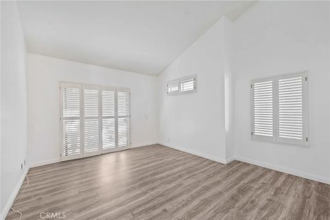 Tiny photo for 5712 Skyview Way #A, Agoura Hills, CA 91301 (MLS # SR25233120)