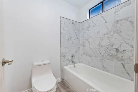 Tiny photo for 5712 Skyview Way #A, Agoura Hills, CA 91301 (MLS # SR25233120)