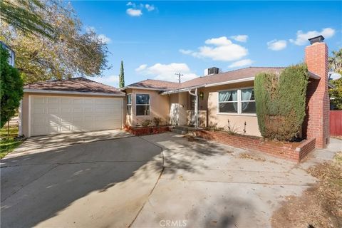 Tiny photo for 1335 W Ivyton St, Lancaster, CA 93534 (MLS # SR25275233)