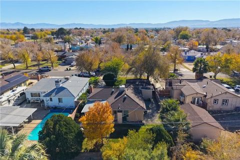 Tiny photo for 1335 W Ivyton St, Lancaster, CA 93534 (MLS # SR25275233)