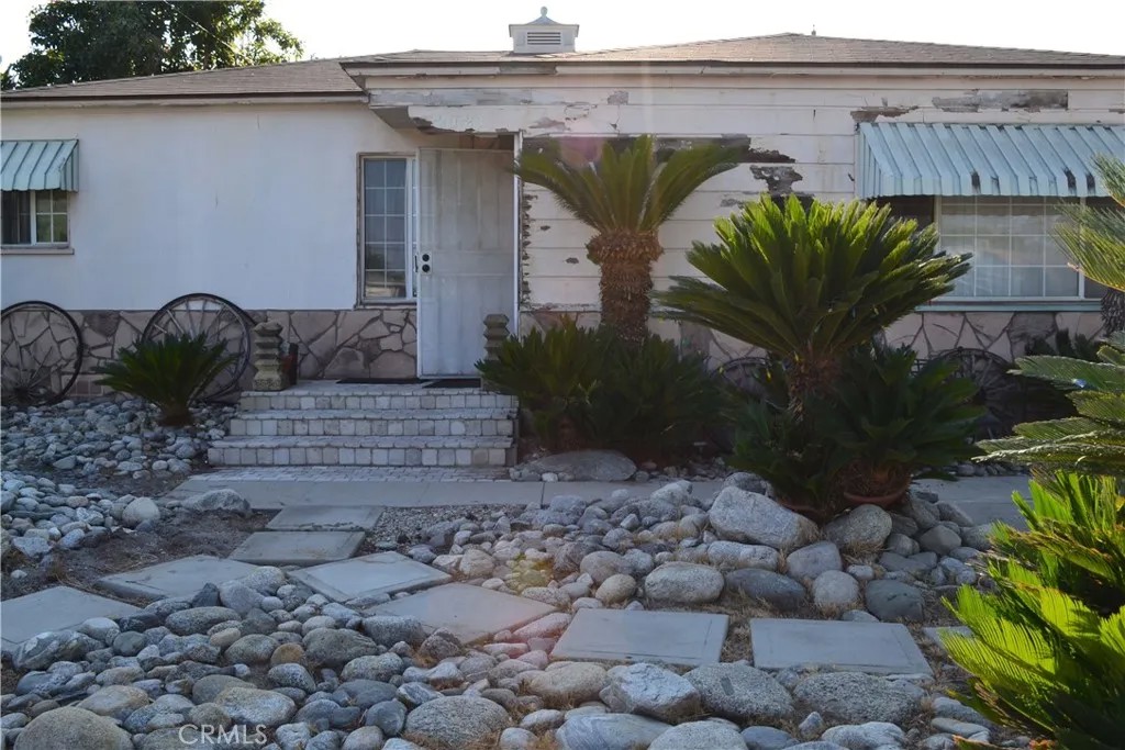 2121 N Pass Avenue