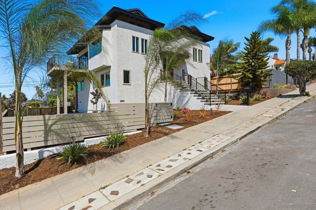 Photo of 4484 Long Branch Avenue, San Diego, CA 92107 (MLS # 260018260)