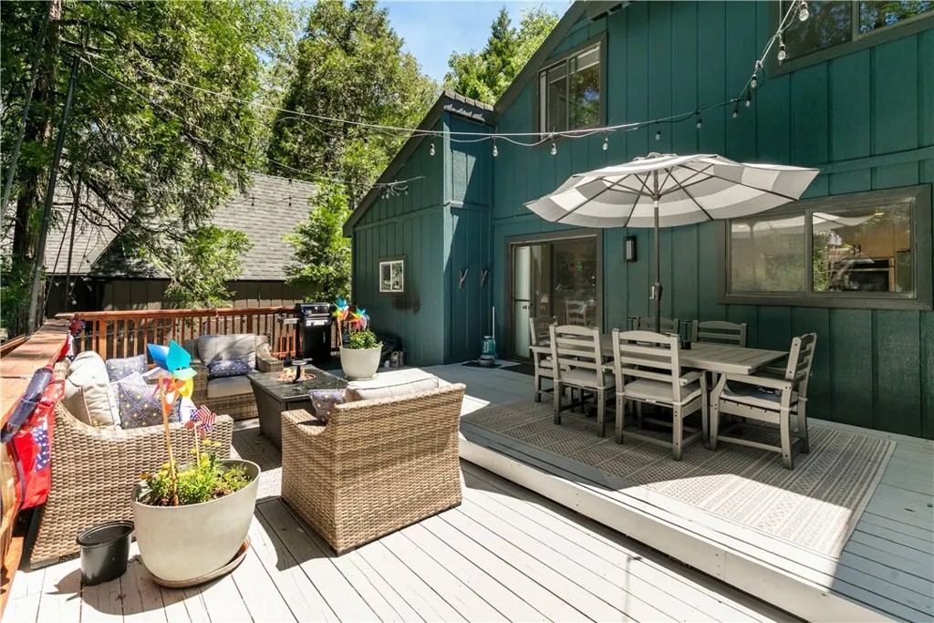 248 Hemlock Drive