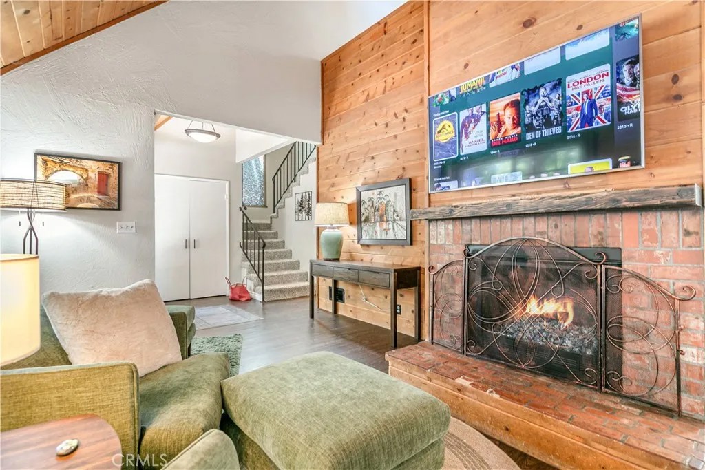 248 Hemlock Drive