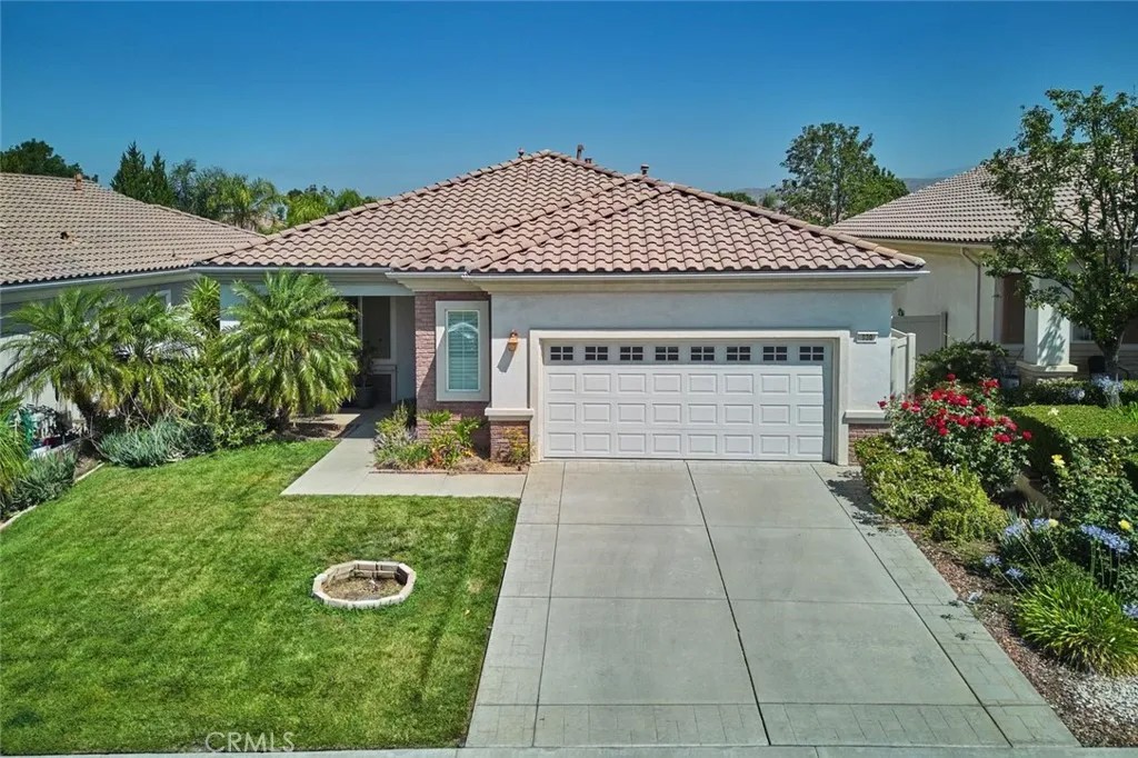 930 Avenal
